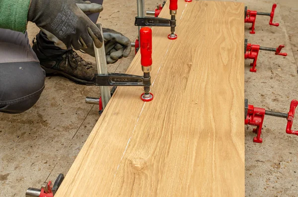Preparing Cut Wooden Board Employee Puts Markings Board Joinery Work — Foto Stock