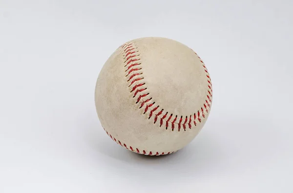 Baseballball Aus Nächster Nähe Auf Weißem Hintergrund Sportgeräte — Stockfoto