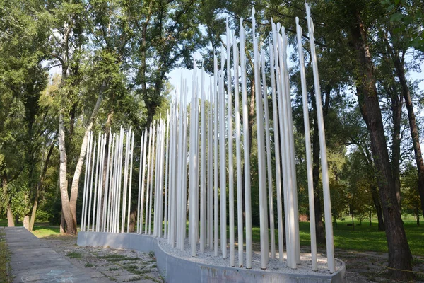 New Modern Installation Monument Many Poles Posts Columns Commemorate Holocaust — ストック写真