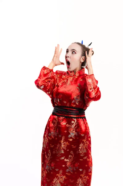 Young Woman Dressed Traditional Red Chinese Costume Bun Her Hair — Stock Photo, Image