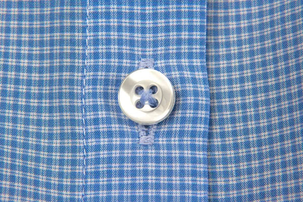 Ραμμένο Κουμπί Στο Πουκάμισο Close — Φωτογραφία Αρχείου