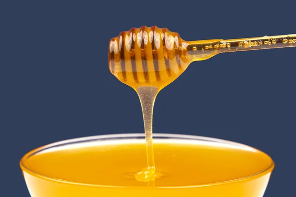 Frischer Honig Tropft Von Einem Löffel Einen Teller Bio Vitamin — Stockfoto