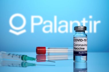 Palantir Kapalı Aşı ve Mavi Gradyan Arkaplan Şırıngası