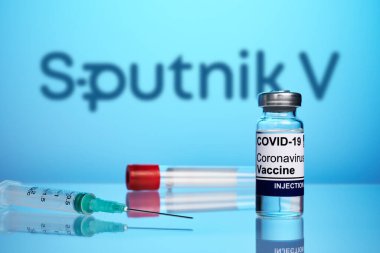 Sputnik V Kapsamlı Aşı ve Mavi Gradyan Arkaplan Şırıngası