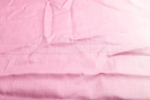 光滑的棉花紫色组织的碎片 侧视图 天然纺织品背景和质地 — 图库照片