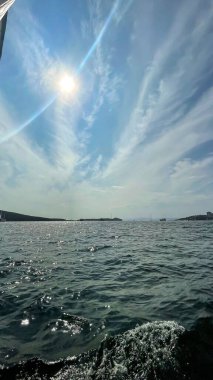 Dalgalı güzel deniz manzarası