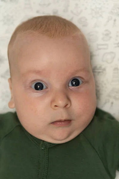 Close Portrait Three Month Old Baby Blue Eyes Dressed Green — Fotografia de Stock
