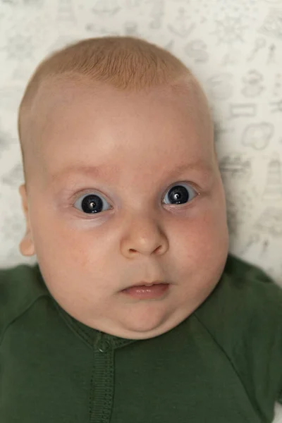 Close Portrait Three Month Old Baby Blue Eyes Dressed Green — Stockfoto