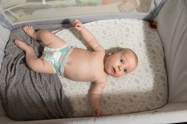 Newborn Baby Lying Bed — ストック写真