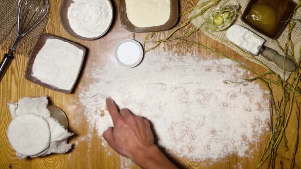 Yapımı Ekmek Düz Yatıyordu Bir Adamın Eli Rusça Yapımı Ekmek — Stok video