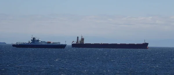 Victoria Adası Kanada Kıyılarındaki Gemilerin Panorama Görüntüsü — Stok fotoğraf