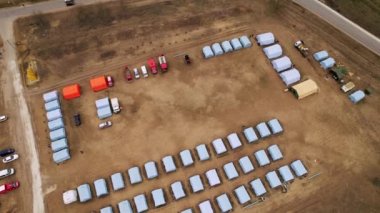 Birçok sığınma ve yaşam yeri olan mülteci kampı, Ukraynalı mülteciler