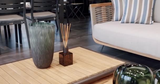 Cadeiras Modernas Para Moradia Luxo Mobiliário Summer Terrace Com Cadeira — Vídeo de Stock