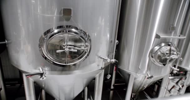 Stainless Steel Tanks Brewing Beer Huge Stainless Vats Brewery Equipment — стоковое видео