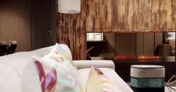Nowoczesny Apartament Piękny Beżowy Sofa Nowoczesnym Salonie Lampą Dywanem Stół — Wideo stockowe
