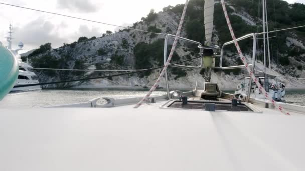 Zeilen Luxe Zeilboot Zomer Luxe Moderne Boottocht Uitzicht Van Boven — Stockvideo