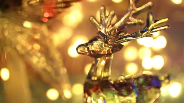 Блискітки Різдвяної Гірлянди Задньому Плані Новорічна Прикраса Формі Скляного Оленя — стокове відео
