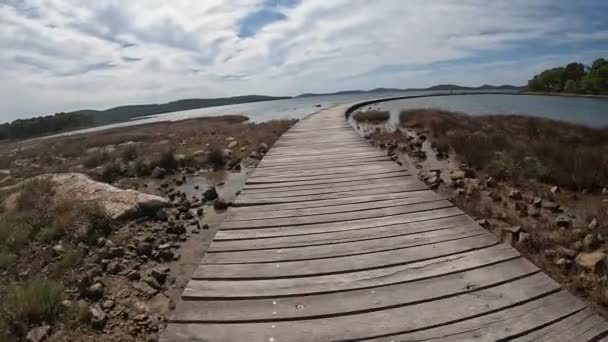 Jalan Kayu Menuju Pulau Benteng Nicholas Kroasia — Stok Video