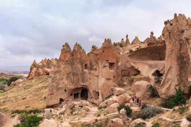 Bulutlu bir günde Goreme Açık Hava Müzesi, Türkiye