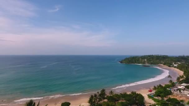Quadcopter Dan Okyanus Manzarası Çok Güzel Denizin Kuş Bakışı Görüntüsü — Stok video