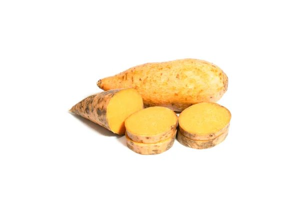 Patata Amarilla Dulce Sin Cocer Aislada Sobre Fondo Blanco —  Fotos de Stock