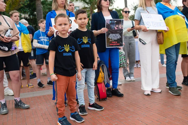 Malaga Andalusia Spanyol Oktober 2022 Dua Anak Laki Laki Dengan — Stok Foto