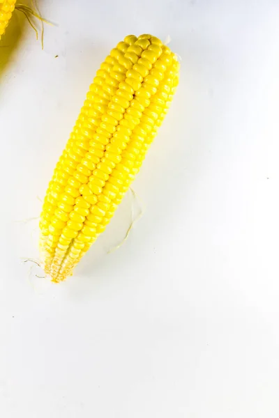 Peeled Sweet Corn Isolated White Background — Stock Photo, Image