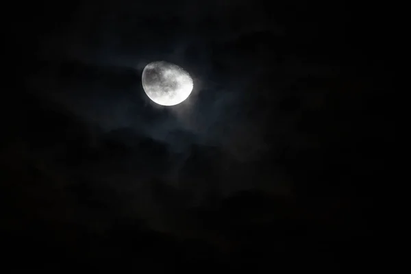 Super Fullmåne Med Mörk Bakgrund Horisontell Fotografi Kopiera Utrymme För — Stockfoto