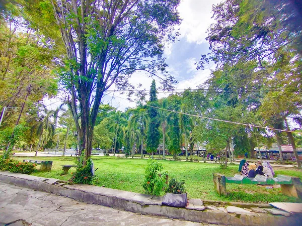 城市公园 被当地居民用作放松和观光的地方 印度尼西亚南加里曼丹Amuntai公园 2022年3月14日 — 图库照片