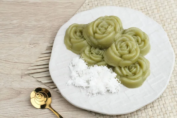 Kue Lumpang Pandan Kue Ijo Ινδονησιακό Παραδοσιακό Φαγητό Ανοιξιάτικη Υφή — Φωτογραφία Αρχείου