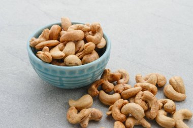 Kaju fıstığı, Endonezya 'da Kacang Mete olarak bilinir. Seçici odak resmi.