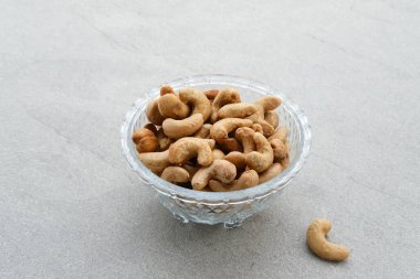 Kaju fıstığı, Endonezya 'da Kacang Mete olarak bilinir. Seçici odak resmi.