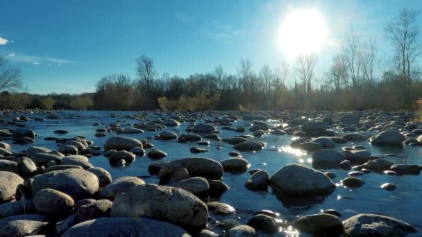 Landschaft Bei Sonnenuntergang Fluss — Stockvideo
