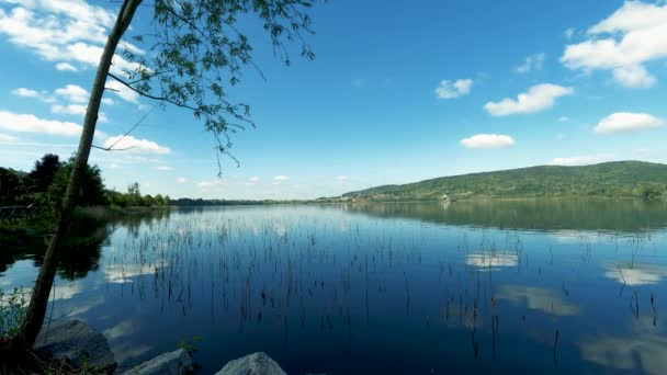 Paisaje Relajante Lago Comabbio — Vídeo de stock