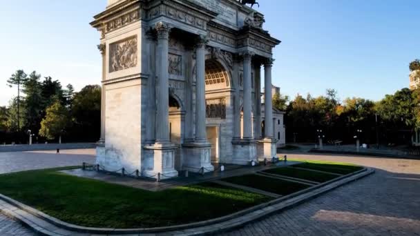 Aerial Drone Landscape Italian Monuments Arco Della Pace Milan Italy — стокове відео