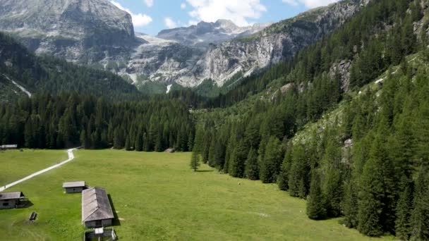 Drone Lotnicze Alpejski Krajobraz Dolomitach Włoskich — Wideo stockowe