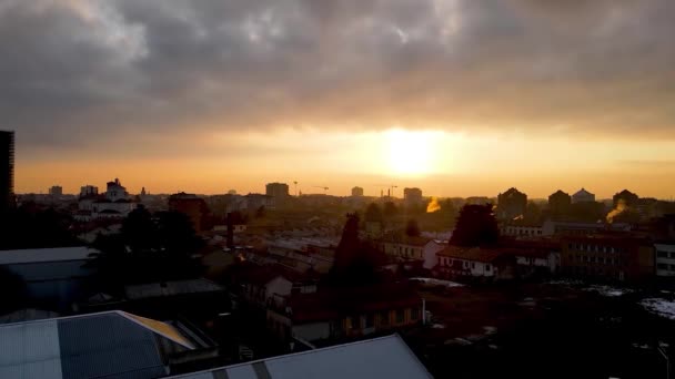 Drohne Aus Der Luft Landschaft Morgengrauen Über Einer Industriestadt — Stockvideo