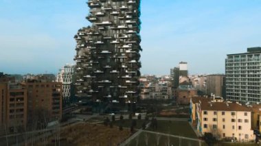  Hava Aracı - Milano Metropolünde Kış Manzarası