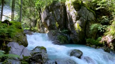  Dolomitlerdeki Alp manzarası - 5K