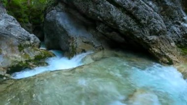  Akıntı ve Kanyonlu Alp Manzarası - 5K.