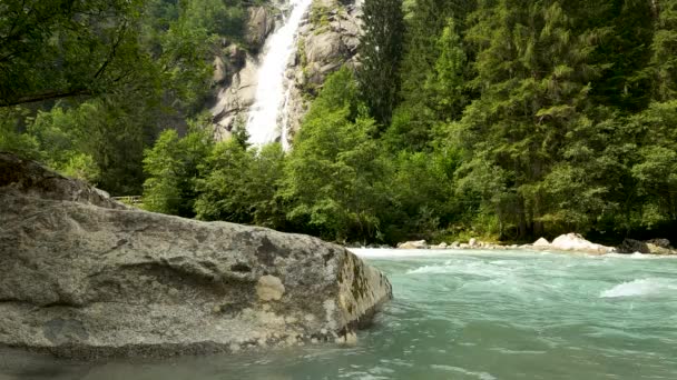 Mountain Landscape Nardis Waterfalls — Vídeo de stock