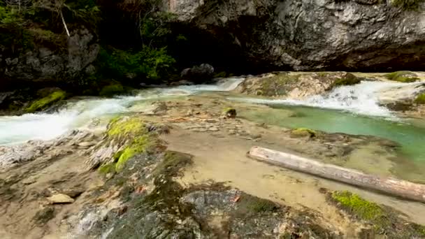 Mountain Panorama Moss Green Water — Stock video