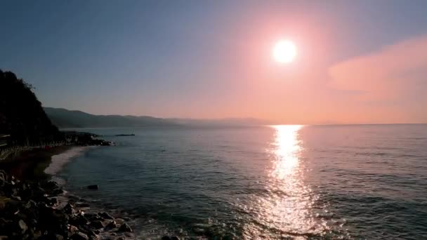 Sommerlandschaft Morgengrauen Auf Dem Meer — Stockvideo