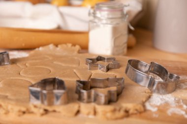 Farklı şekillerde Noel kurabiyeleri 