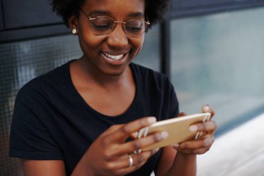 Bu metin sadece-den yapılmış benim gün