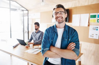 Halledebileceğimizden eminim.