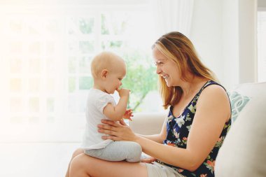 Bir numarasıyla teke tek.