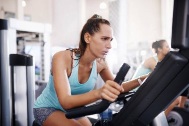 Yapacaktır, sadece izle onu.