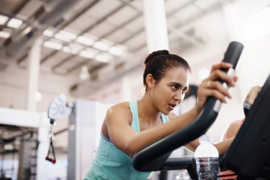 Hayat çok kısa, sağlıklı bir hayat değil.