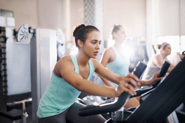 Rahat olduğun yeri evde bırak.